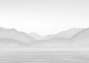 Papier peint Annecy et son lac paisible noir et blanc, XXL, tendance