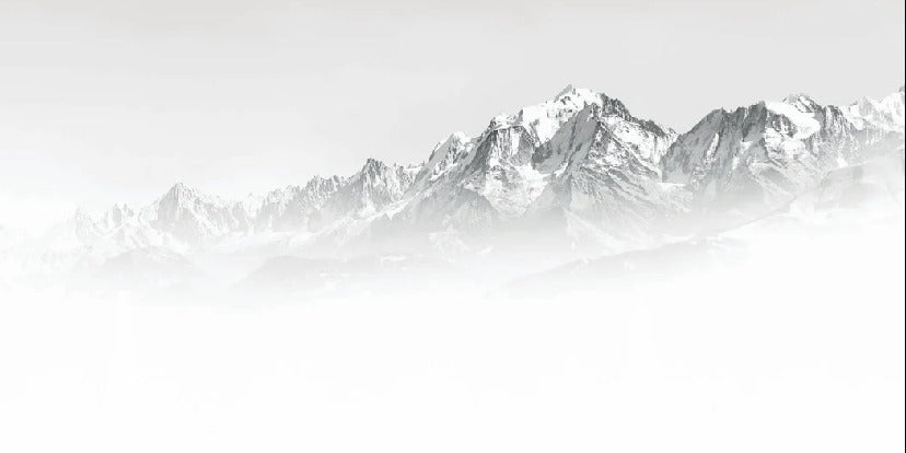 Papier peint Mont Blanc dans la brume noir et blanc