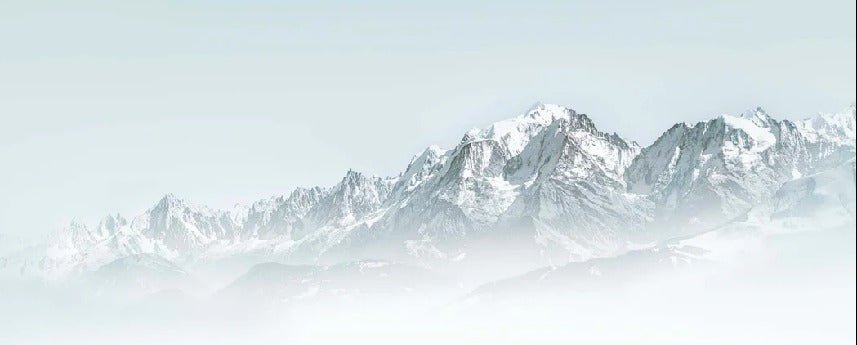 Papier peint Mont Blanc dans la brume