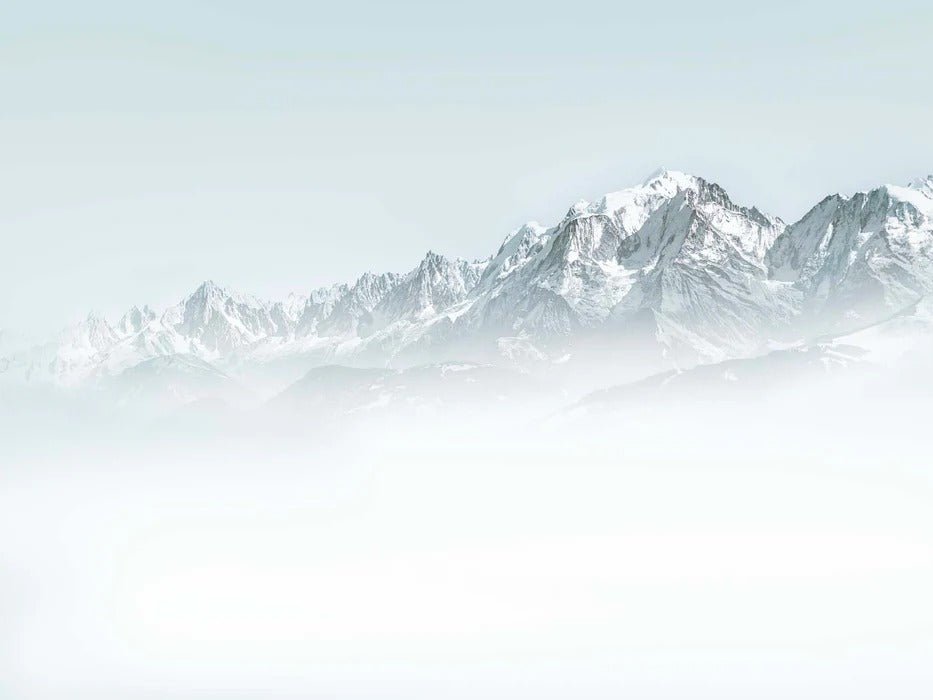 Papier peint Mont Blanc dans la brume bleu