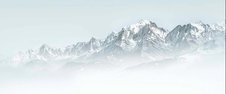 Papier peint Mont Blanc dans la brume bleu
