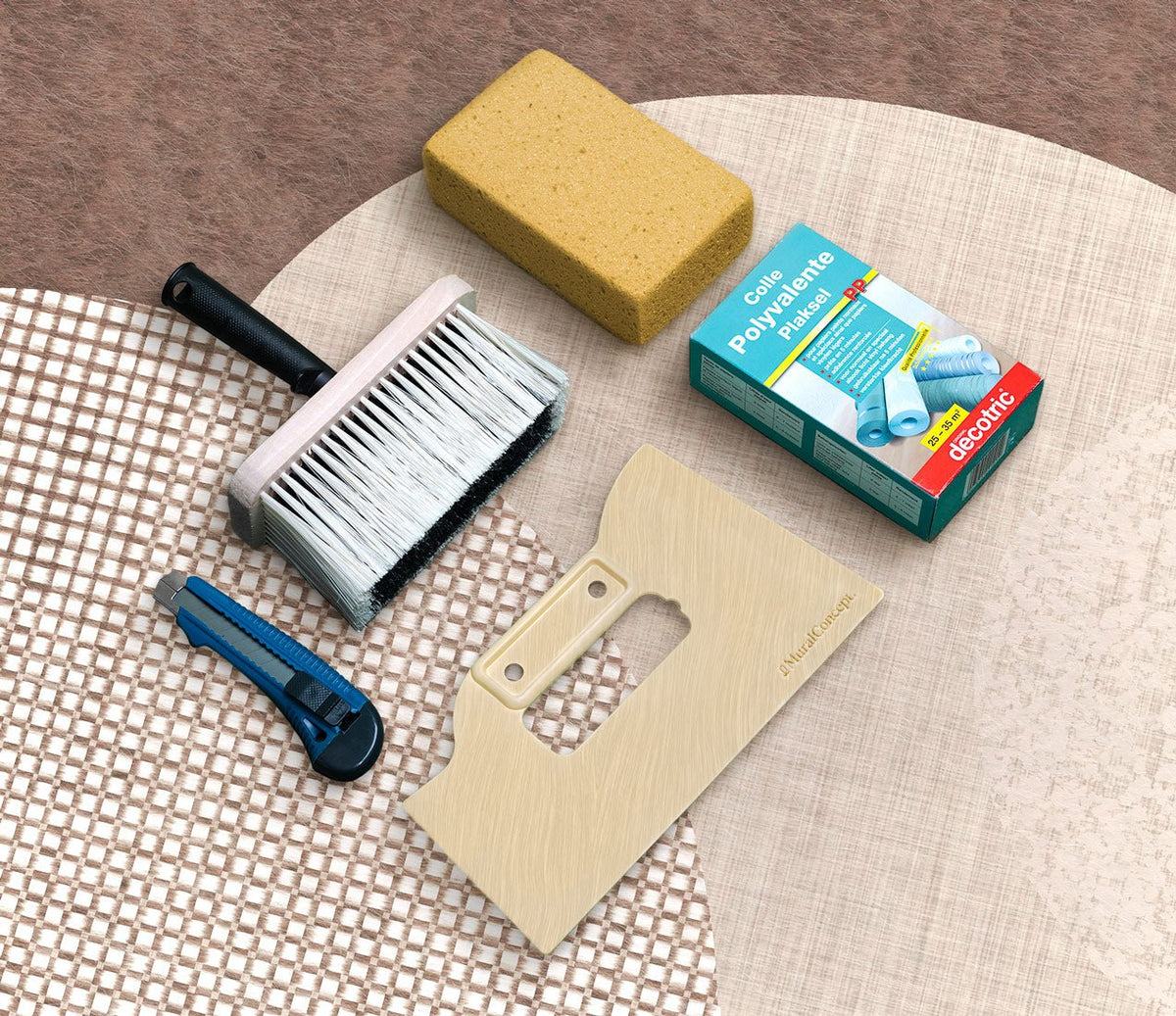 Complete kit for installing wallpaper